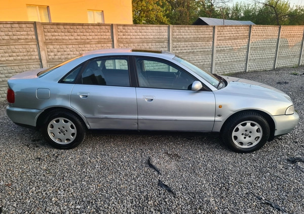 Audi A4 cena 9500 przebieg: 108300, rok produkcji 1996 z Świątniki Górne małe 466